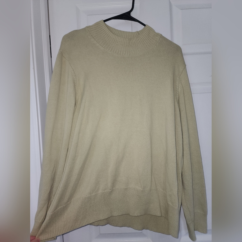 Old Navy sweater